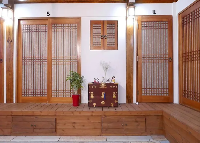 Bibimbap Hanok Gyeongbokgung 4* Séoul